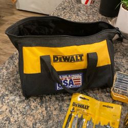 Dewalt Drill Set (No Battery)