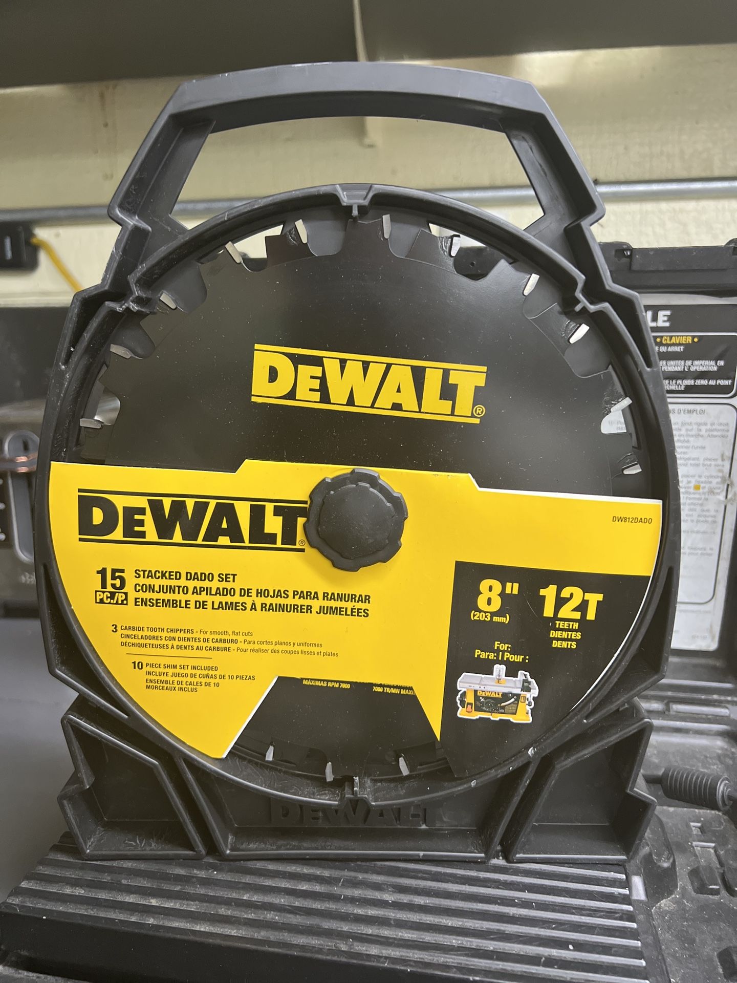 *NEW* Dewalt 8-in 12-Tooth Carbide Dado Miter/Table Saw Blade (DW812DADO)