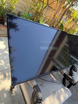 TCL Roku TV Flat Screen Television