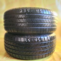235/45/19 GOODYEAR RUNFLATS X2 USED