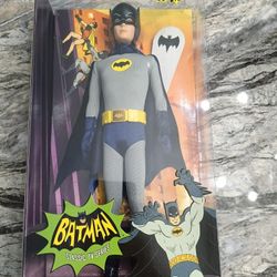 BATMAN BARBIE PINK LABEL 2012 DOLL NIB