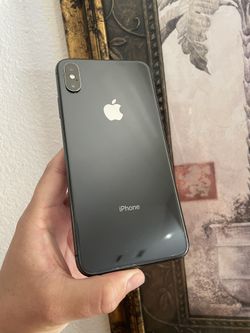 iphone XS max unlocked 256