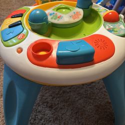 FISHER PRICE BUSY BUDDIES ACTIVITY TABLE ELECTRONIC LEARNING TOY MUSIC LIGHT SOU