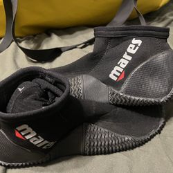 Dive Shoes
