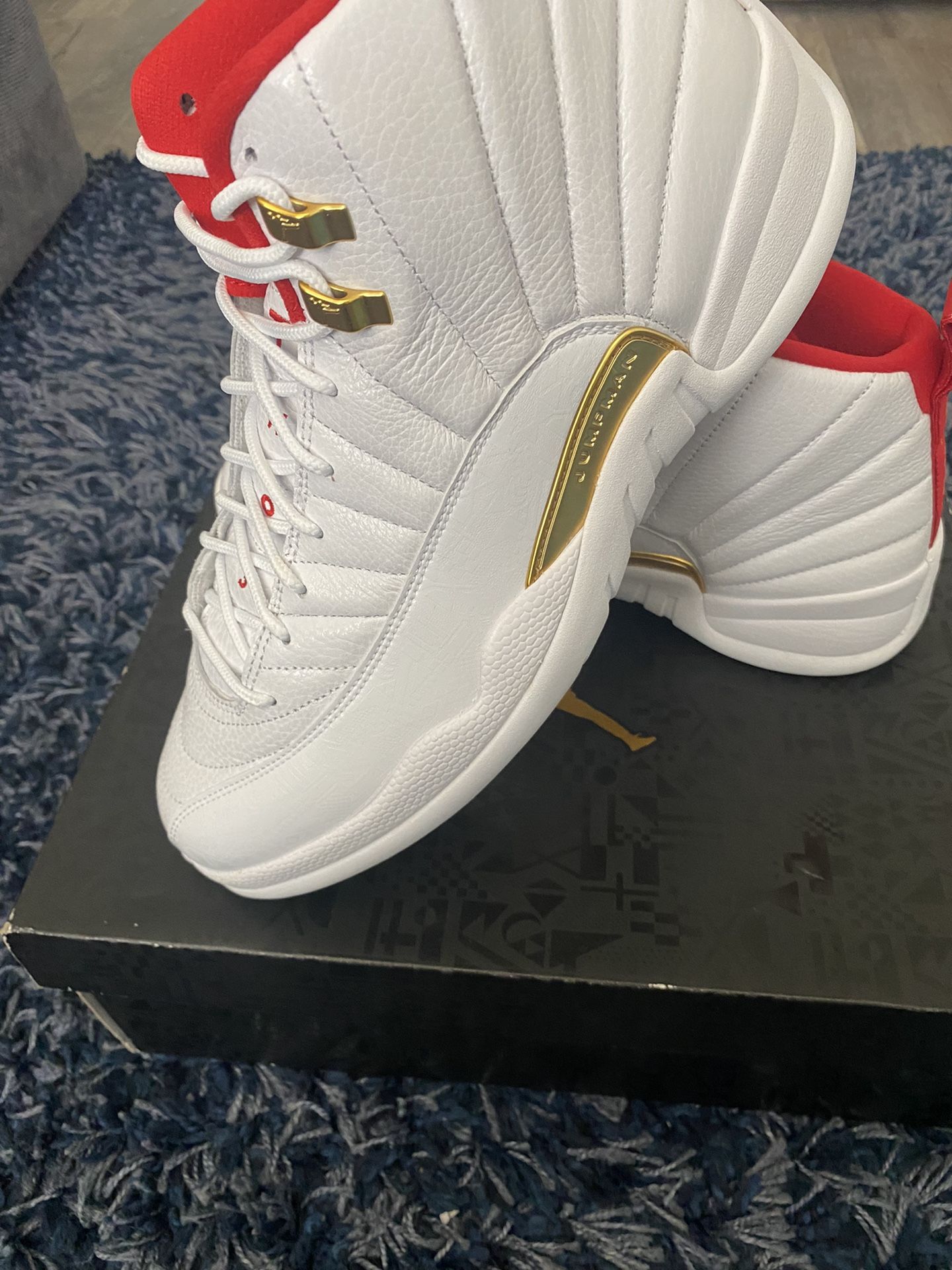 Air Jordan 12 Retro FIBA