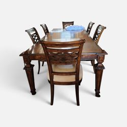 Dinning Table with Six Chairs