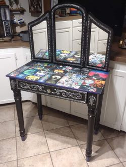 Nightmare Before Christmas Vanity Makeup Table 