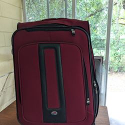 25-In With Multi-directional Wheels