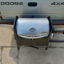 BBQ Grill Hitch Mounted 