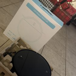 Smart Robot Vacuum & Mop