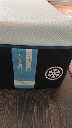 Twin XL Tempur-Pedic LUXEbreeze Soft PureCool MAX Mattress