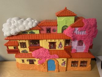 Encanto Play House 