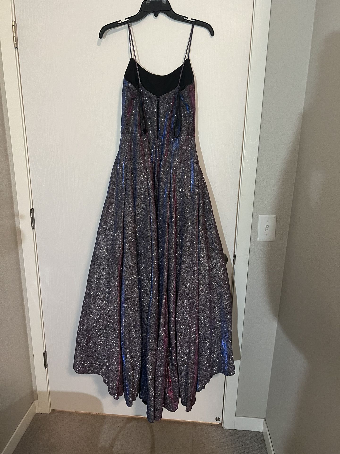 Women’s Prom Dress 