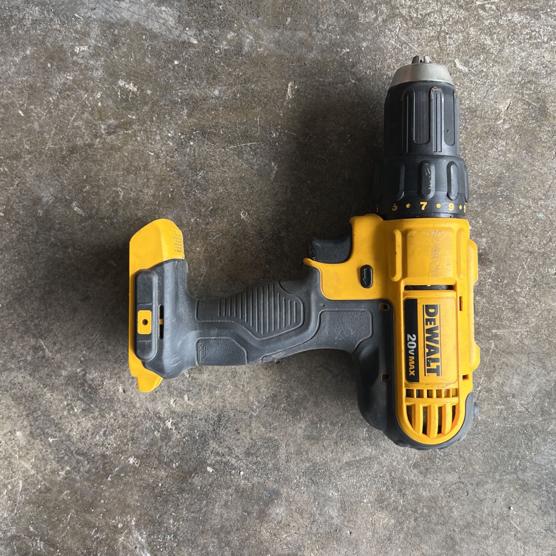 Dewalt Drill 20V