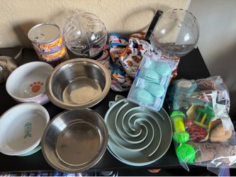Cat supplies