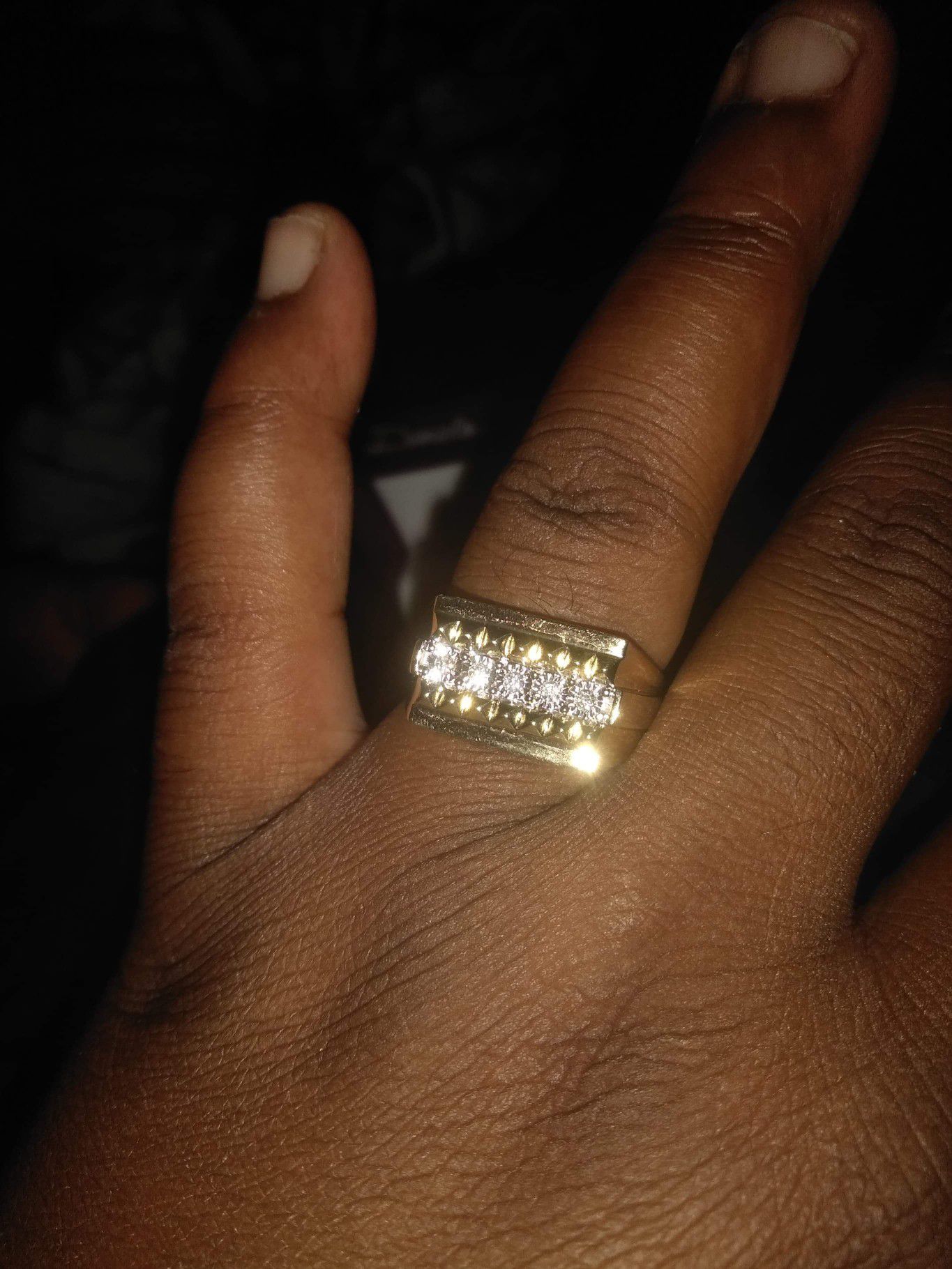 Beautiful diamond 10k men's ring size 10 $1300 willing to go down but no lower than $1100
