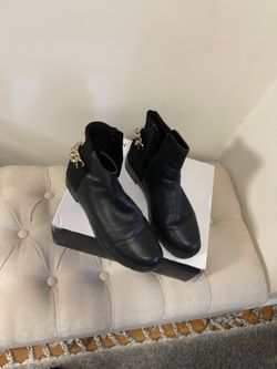 **Nine West Black Leather Boots – Size 10