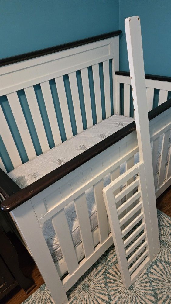 3-in-1 Crib & Matching Changing Table