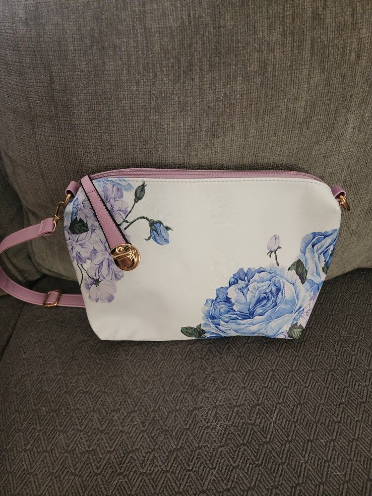 New Locking Rose Crossbody/Shoulder Bag