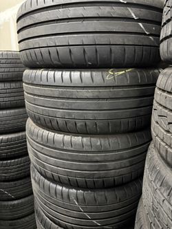 Set Of Tires (4) 225-40-18 Michelin Pilot Sport 4s