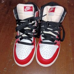 New Nike Boys Jordan 1 Retro High OG 1.5Yn