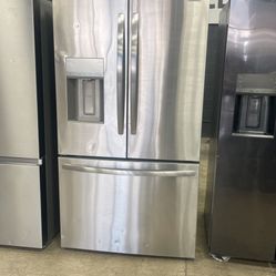 Frigidaire French Door Refrigerator GW4