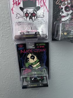 ALICE COOPER M2 MACHINES SELLING AS SET NOT INDIVIDUAL,