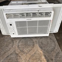 Vissani Window Air Conditioner