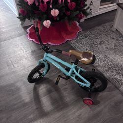 Kids Tricycle / Toddler Bike 