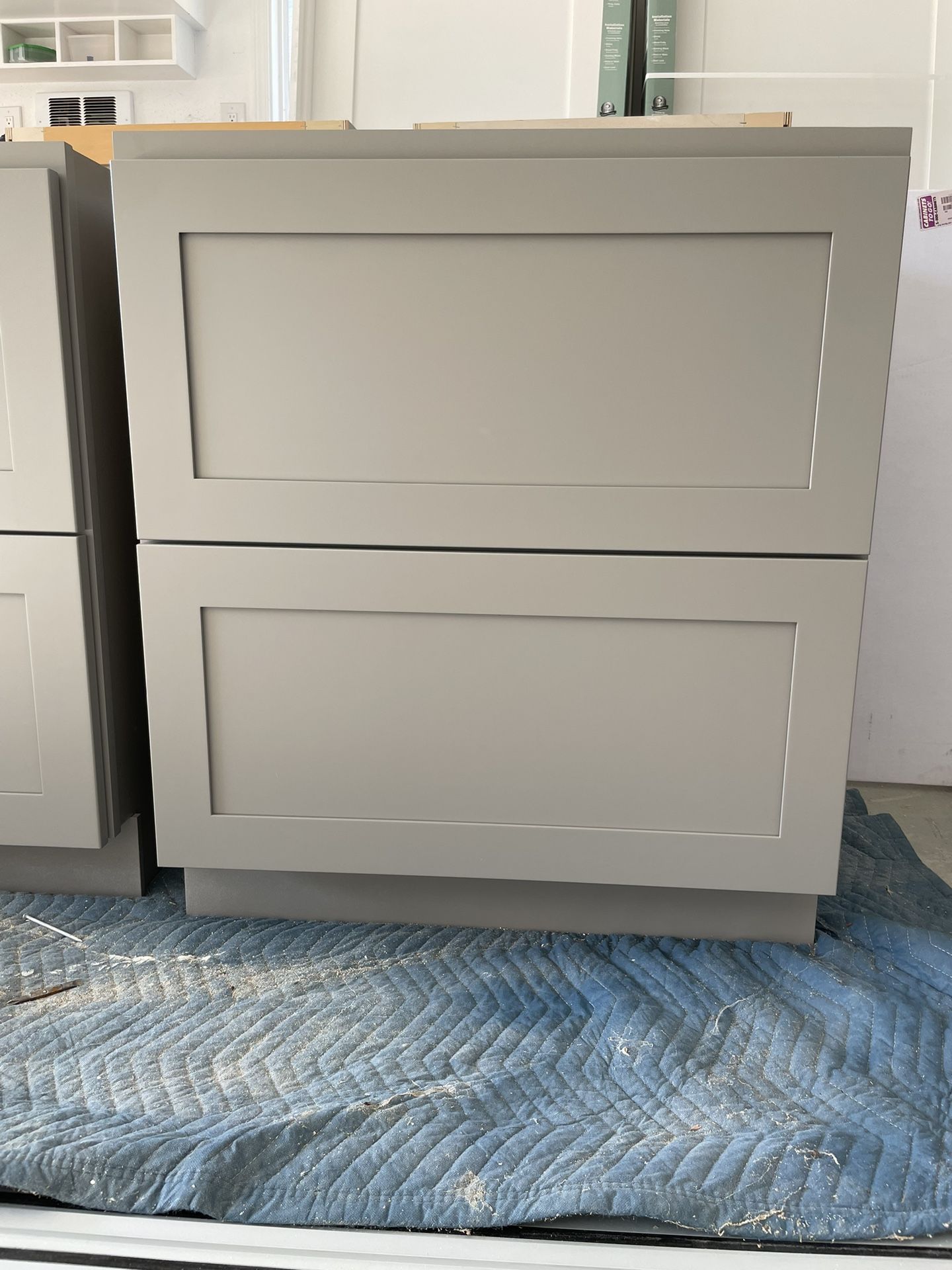 **NEW** 6 PLATINUM GREY SHAKER CABINETS for Sale in Bonney Lake, WA ...