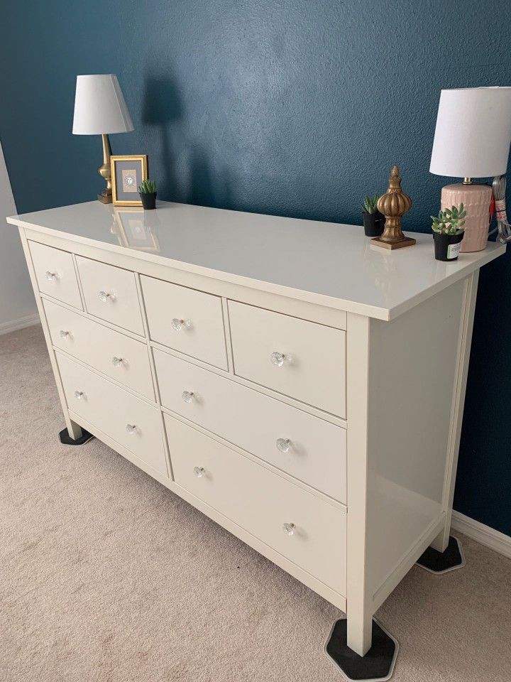 Beautiful IKEA Hemnes Dresser. Delivery Available For An Extra Fee 