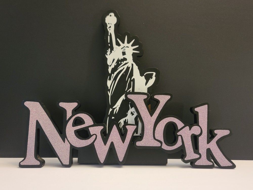NEW YORK SIGN TABLE TOP Statue Of Liberty Wood Painted Black With Pink Glitter
