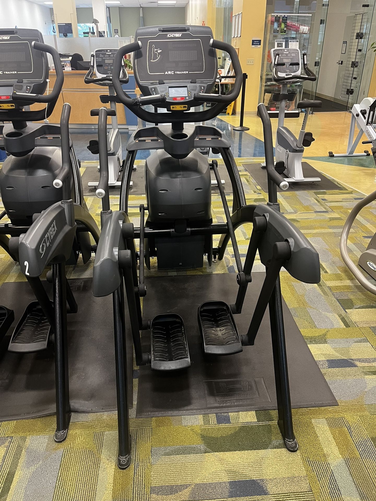 Elliptical - Arc Trainer - Cybex
