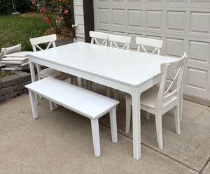 Dining set