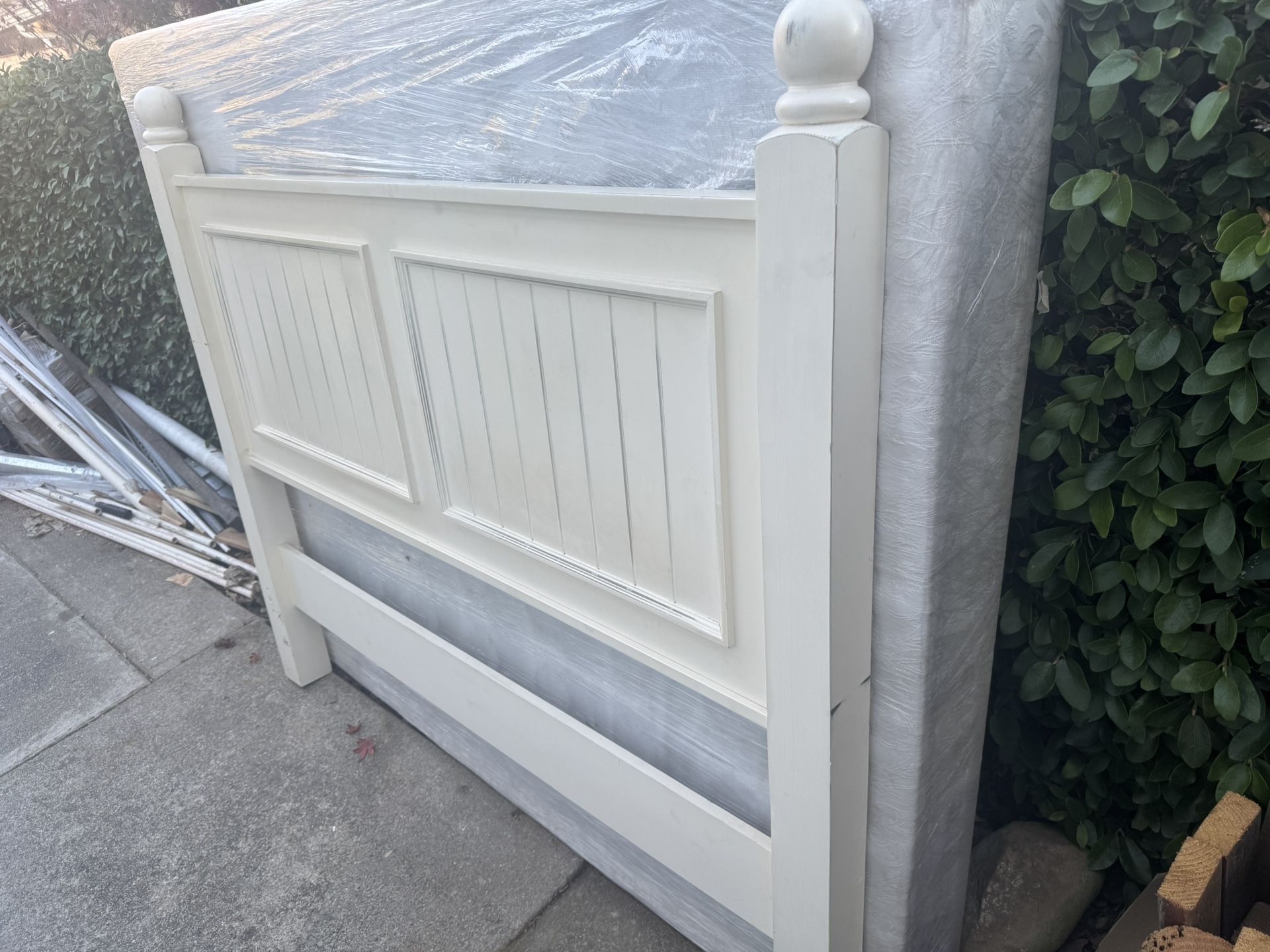 Queen Bed frame And Headboard