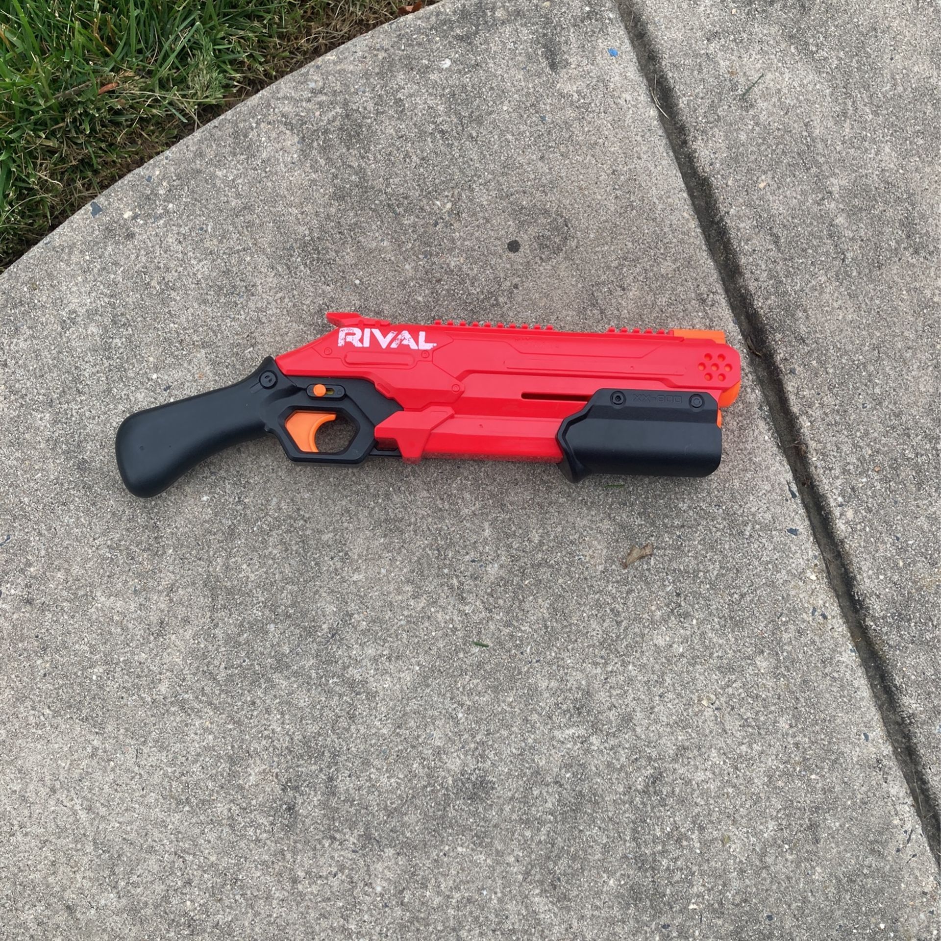 Nerf Rival Gun Slightly Used Still Works