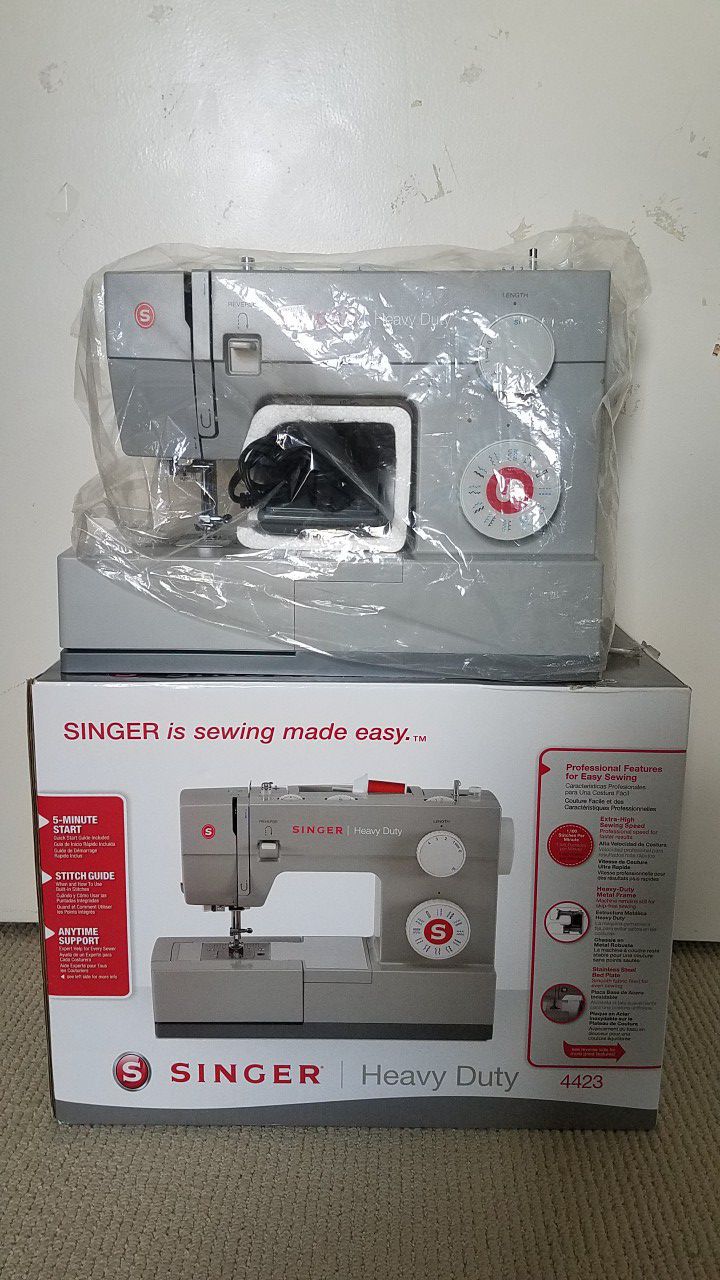 Máquina De Coser / Sewing machine