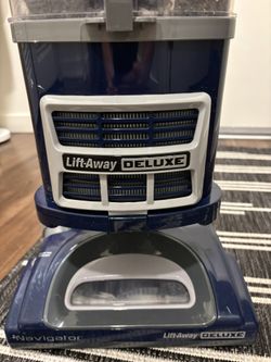 Newish Shark Vacuum Deluxe 