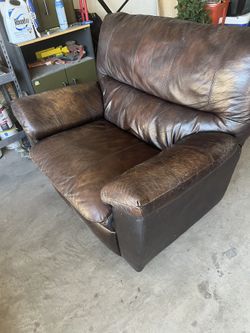 Recliner Set