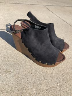 Women’s 9 1/2 wedge