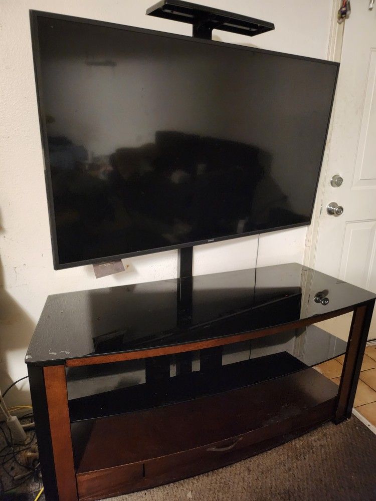TV SAMSUNG 50INCH LED WITH STAND