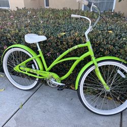 Gorgeous ELECTRA 3 SPEED CRUISER 26’’