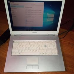 Sunnyvale Windows 10 Good Battery Working Perfect