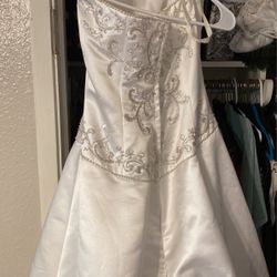 Davids bridal Wedding Dress