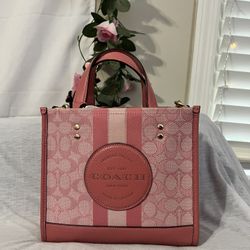COACH Dempsey Tote 22 In Signature Jacquard With Stripe And Coach Patch