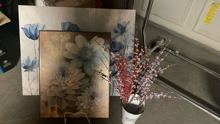 Wall art and flowers