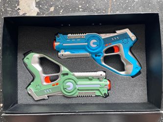 Dynasty Toys 4-Player Laser Tag Set