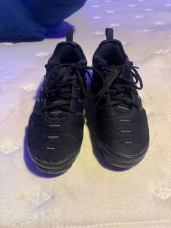 Black Vapor Maxes Size 11