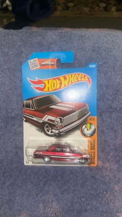 Hot Wheels Muscle Mania Die-Cast Car