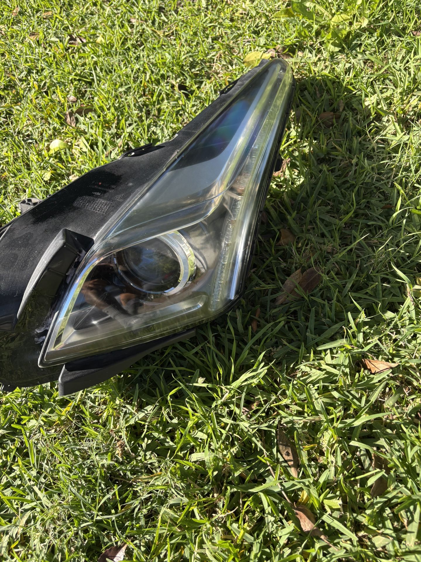 2019 Cadillac Cts Headlight